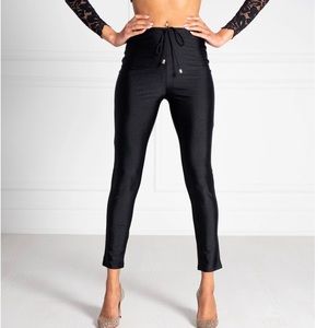 tia bhuva Silhouette Pants